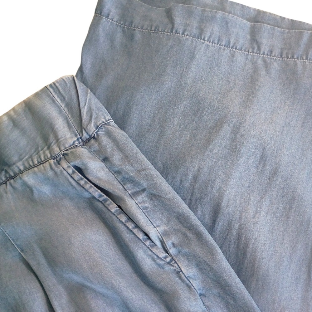 Torrid Womens Plus Size 22 Light Wash Blue Chambray Wide Leg Pleated Pants - Picture 11 of 14